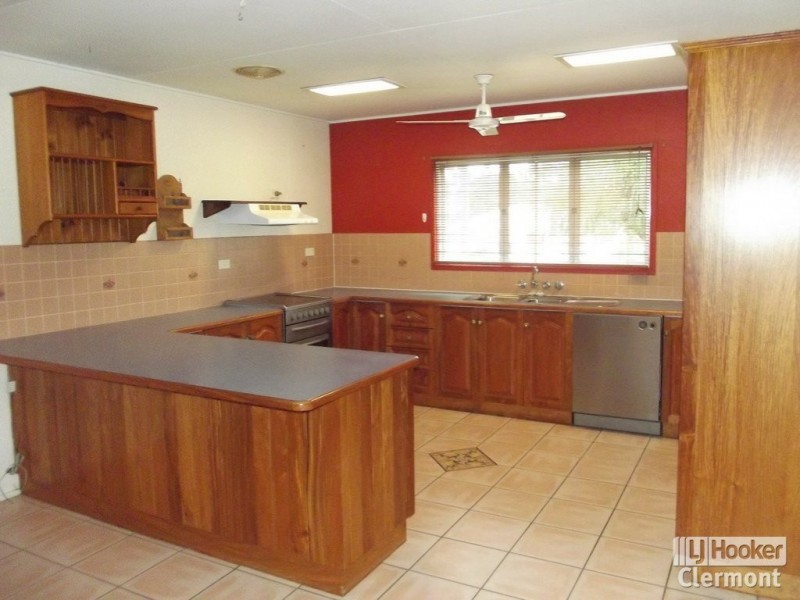 45 Mimosa Street, Clermont QLD 4721