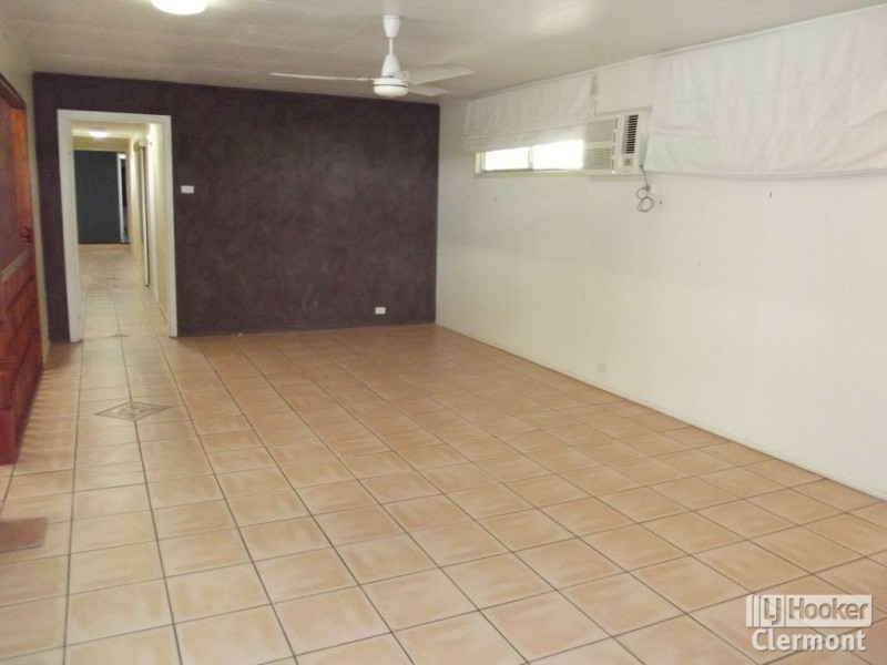 45 Mimosa Street, Clermont QLD 4721