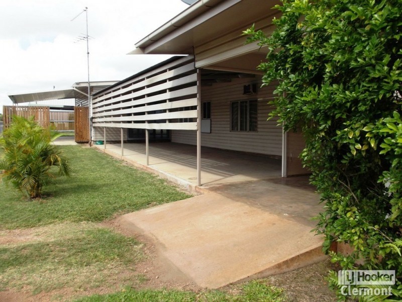 45 Mimosa Street, Clermont QLD 4721