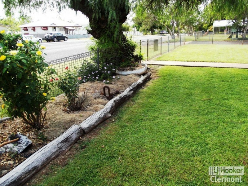 45 Mimosa Street, Clermont QLD 4721