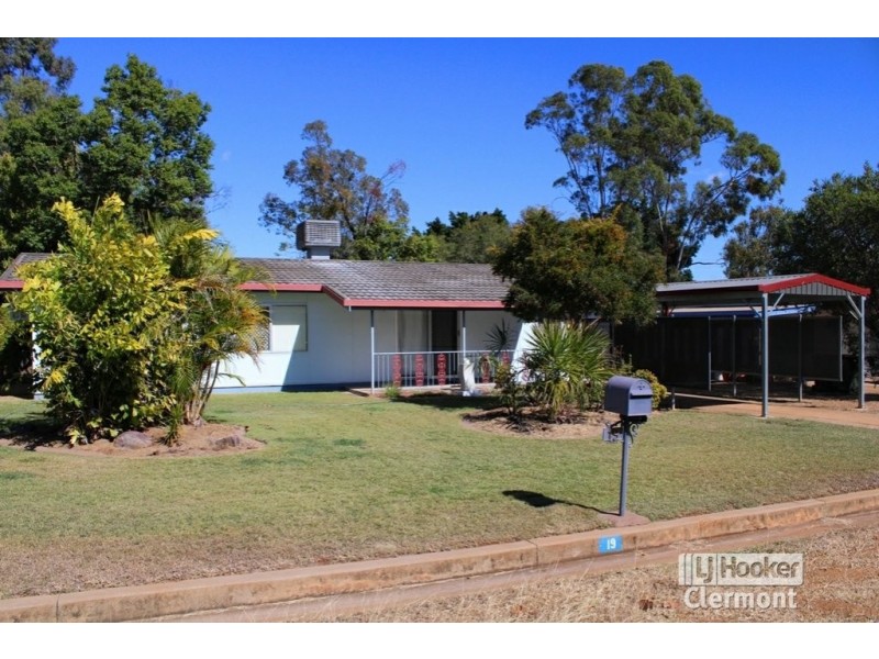19 Monash Court, Clermont QLD 4721