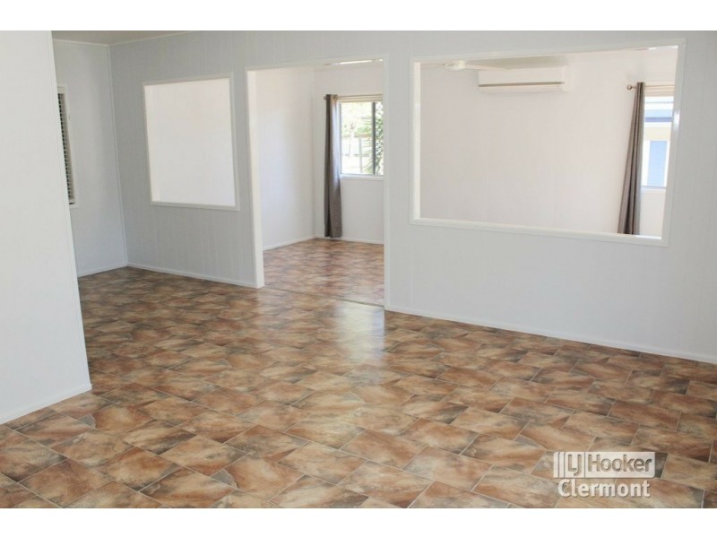 19 Monash Court, Clermont QLD 4721