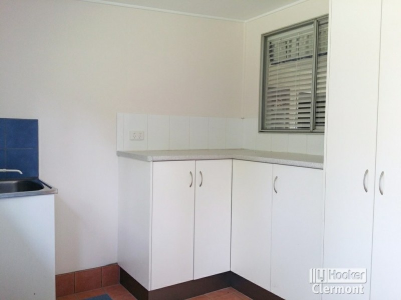 19 Monash Court, Clermont QLD 4721