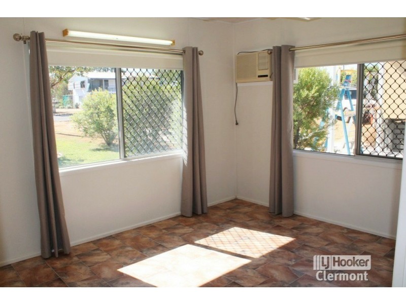 19 Monash Court, Clermont QLD 4721