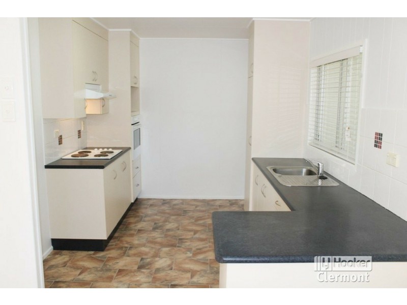 19 Monash Court, Clermont QLD 4721