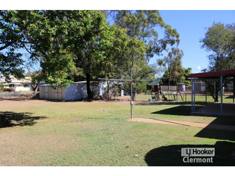 19 Monash Court, Clermont QLD 4721