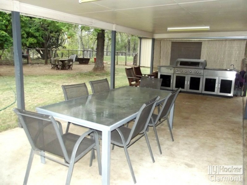 63 Bathampton Lane, Clermont QLD 4721