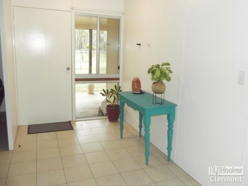 63 Bathampton Lane, Clermont QLD 4721