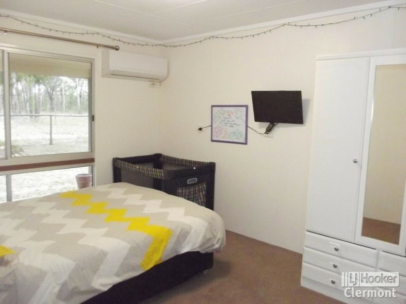 63 Bathampton Lane, Clermont QLD 4721