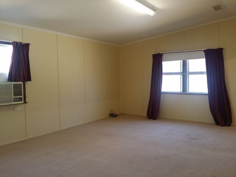 40 Box Street, Clermont QLD 4721