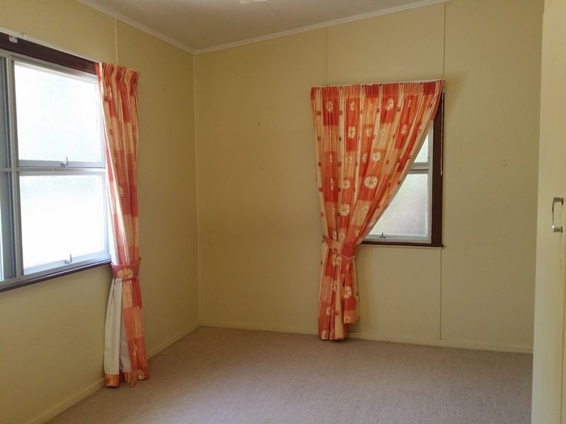 40 Box Street, Clermont QLD 4721