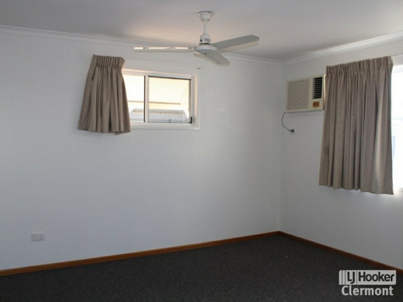 Unit 2/18 French Street, Clermont QLD 4721