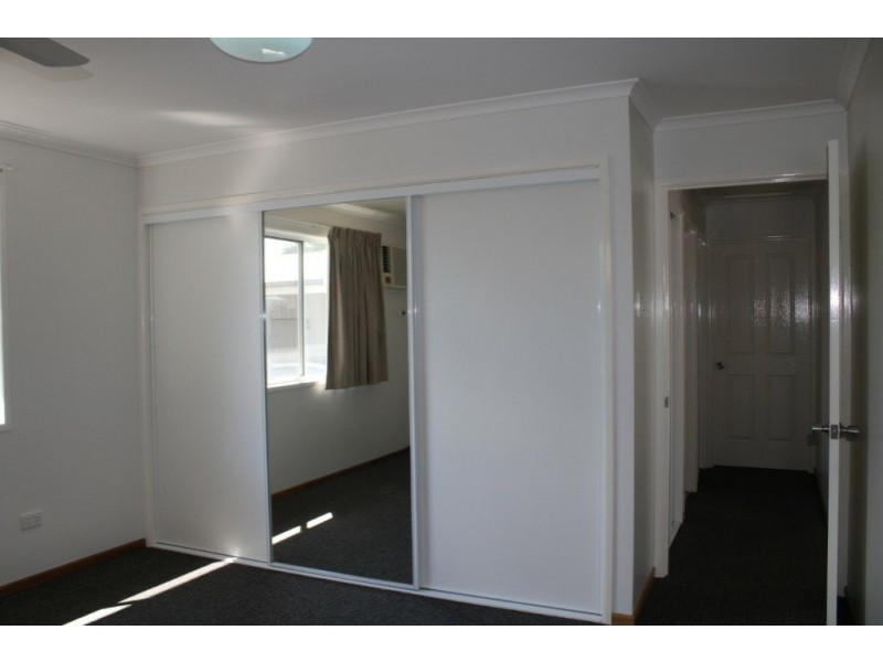 Unit 2/18 French Street, Clermont QLD 4721