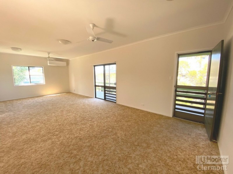 4 Lester Court, Clermont QLD 4721