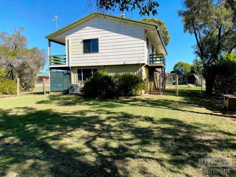 4 Lester Court, Clermont QLD 4721