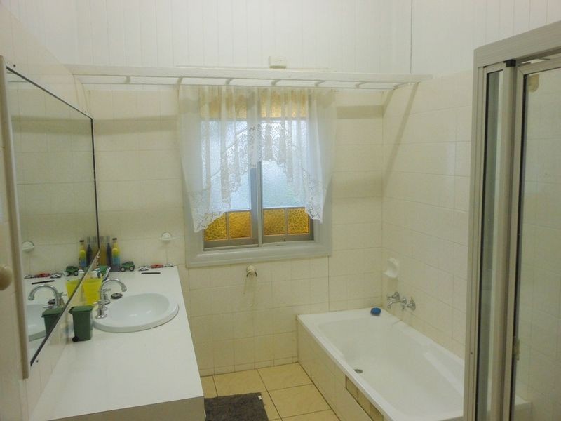 44 Mimosa Street, Clermont QLD 4721