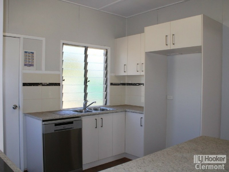 23 Lavarack Street, Clermont QLD 4721