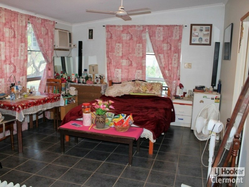 102 Cotton Patch Lane, Clermont QLD 4721