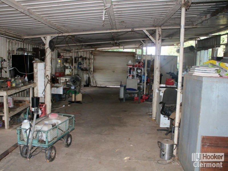 102 Cotton Patch Lane, Clermont QLD 4721