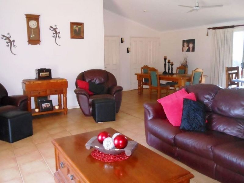 9 COTTON PATCH LANE, Clermont QLD 4721