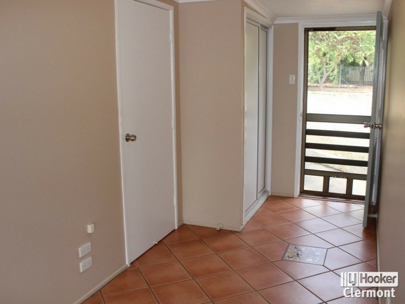 23 Athol Court, Clermont QLD 4721