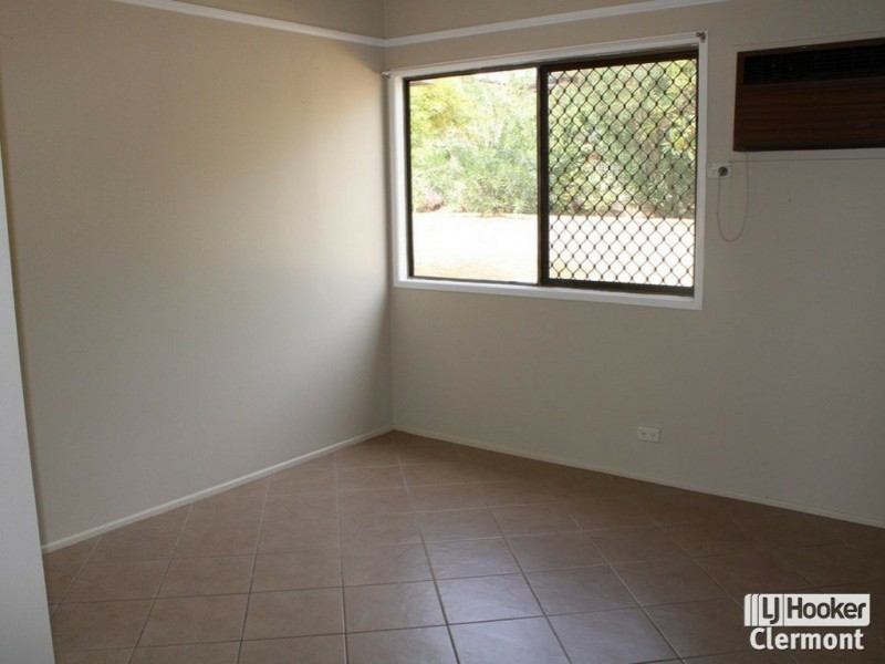 23 Athol Court, Clermont QLD 4721