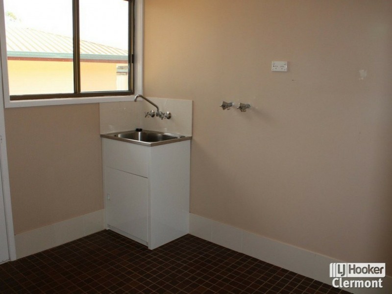 23 Athol Court, Clermont QLD 4721