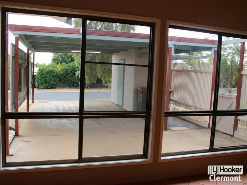 23 Athol Court, Clermont QLD 4721