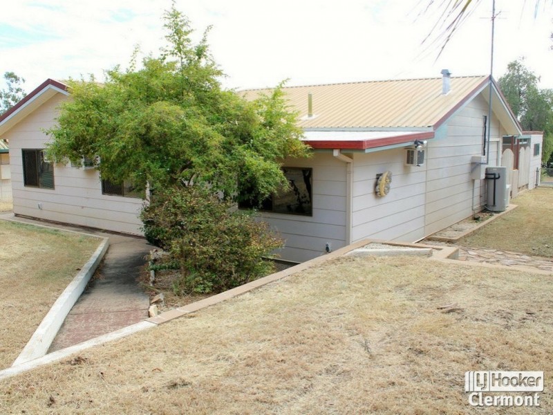 23 Athol Court, Clermont QLD 4721