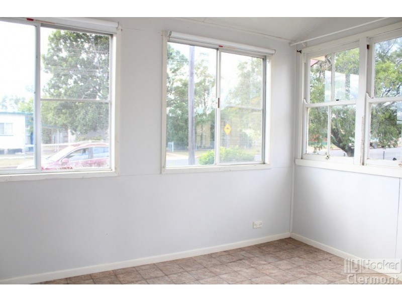 23 Lavarack Street, Clermont QLD 4721