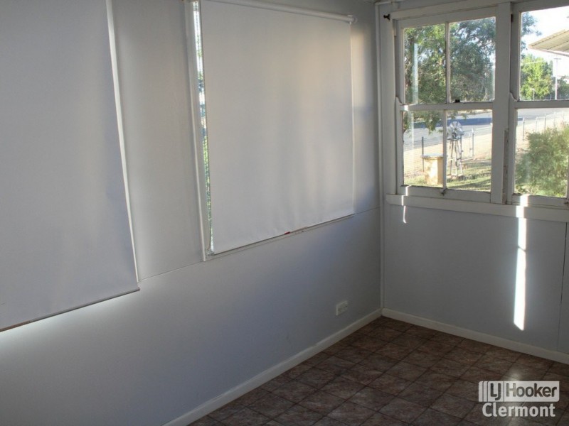 23 Lavarack Street, Clermont QLD 4721