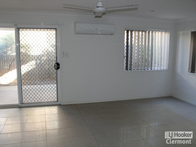 Unit 64/47 McDonald Flat Road, Clermont QLD 4721