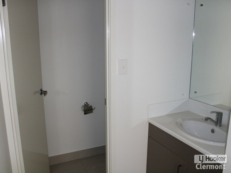 Unit 64/47 McDonald Flat Road, Clermont QLD 4721