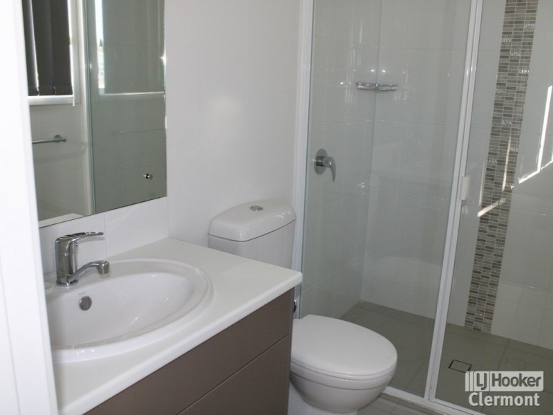 Unit 64/47 McDonald Flat Road, Clermont QLD 4721