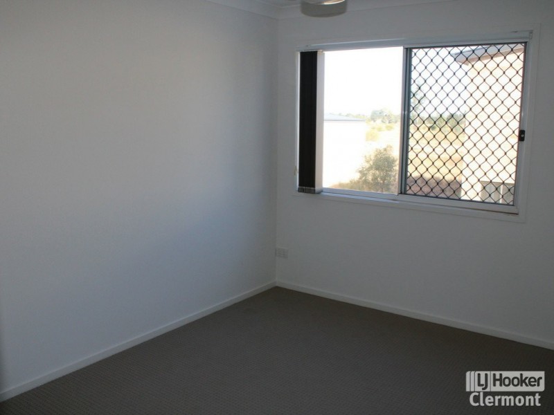 Unit 64/47 McDonald Flat Road, Clermont QLD 4721