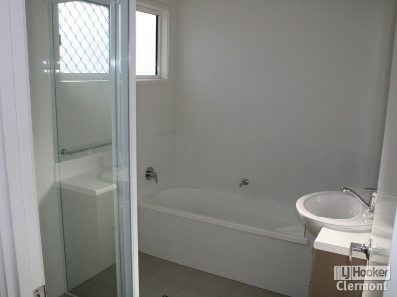 Unit 64/47 McDonald Flat Road, Clermont QLD 4721