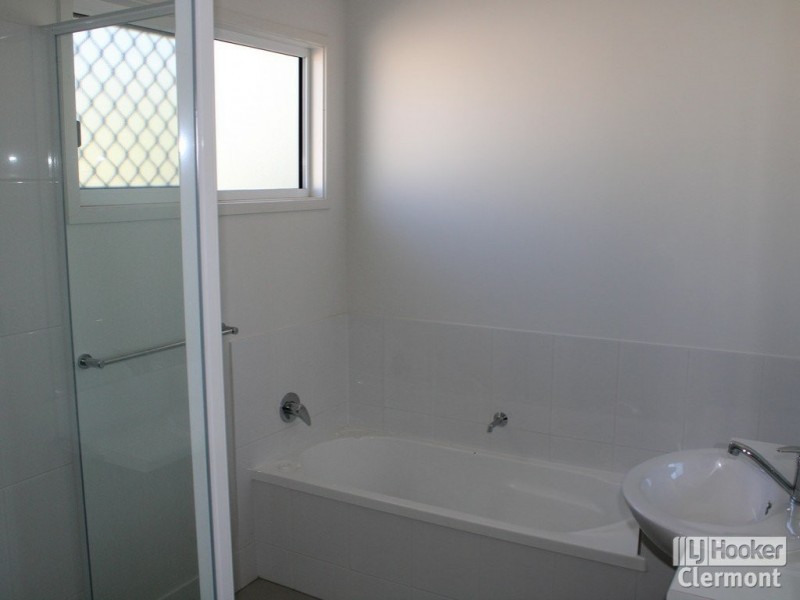 Unit 76/47 McDonald Flat Road, Clermont QLD 4721