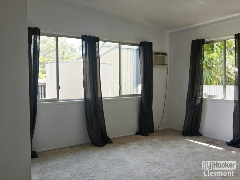 20 Kitchener Street, Clermont QLD 4721