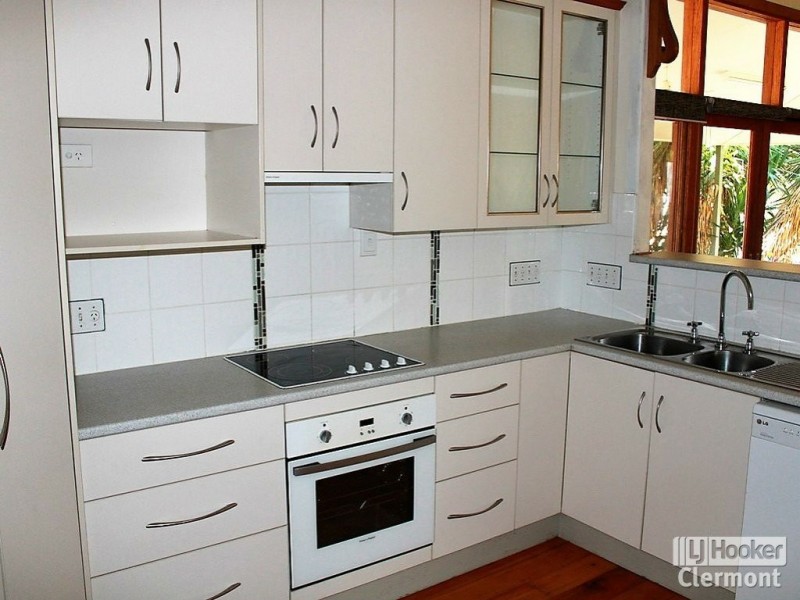 13 Sirius Street, Clermont QLD 4721