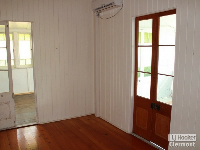 13 Sirius Street, Clermont QLD 4721