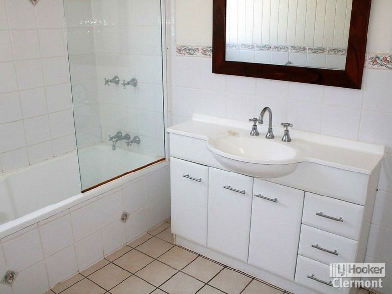 13 Sirius Street, Clermont QLD 4721