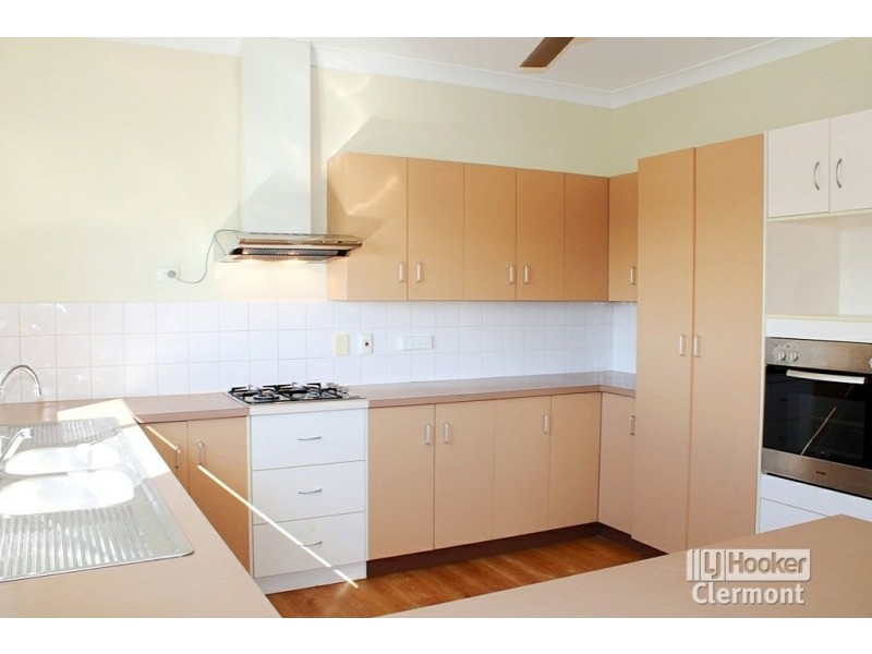 36 Lavarack Street, Clermont QLD 4721