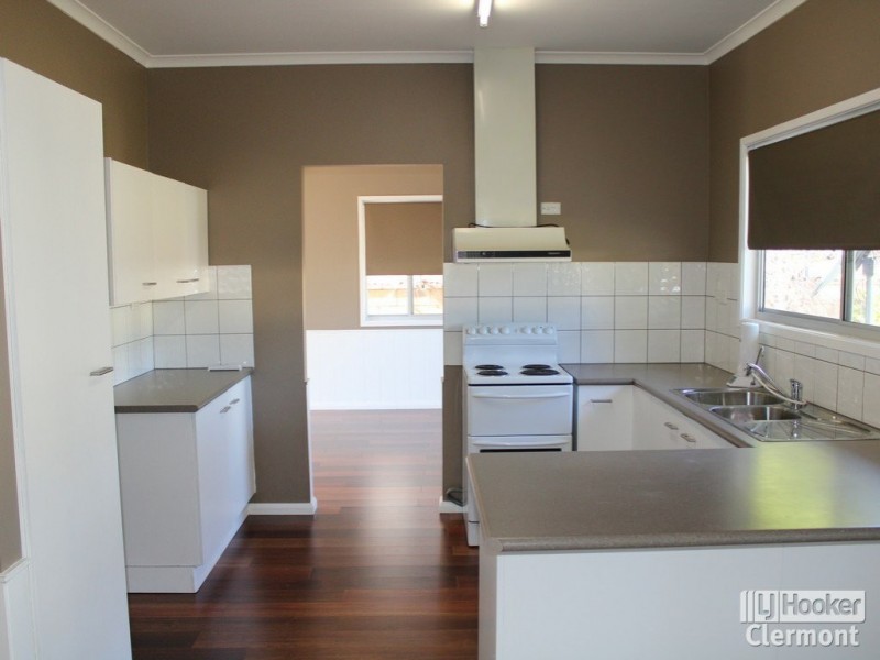 19 Athol Court, Clermont QLD 4721