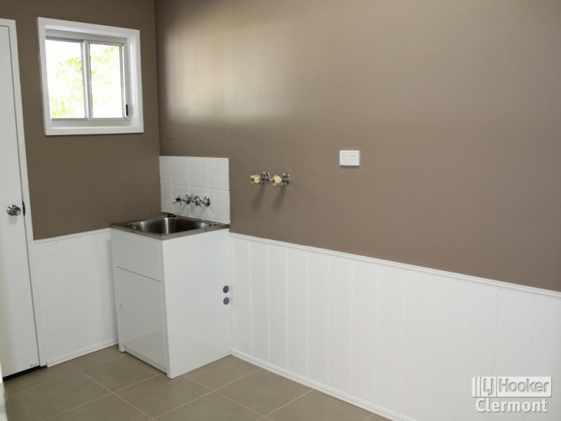 19 Athol Court, Clermont QLD 4721