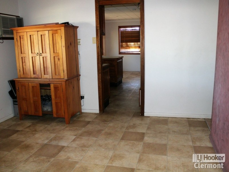 13 East Lane, Clermont QLD 4721