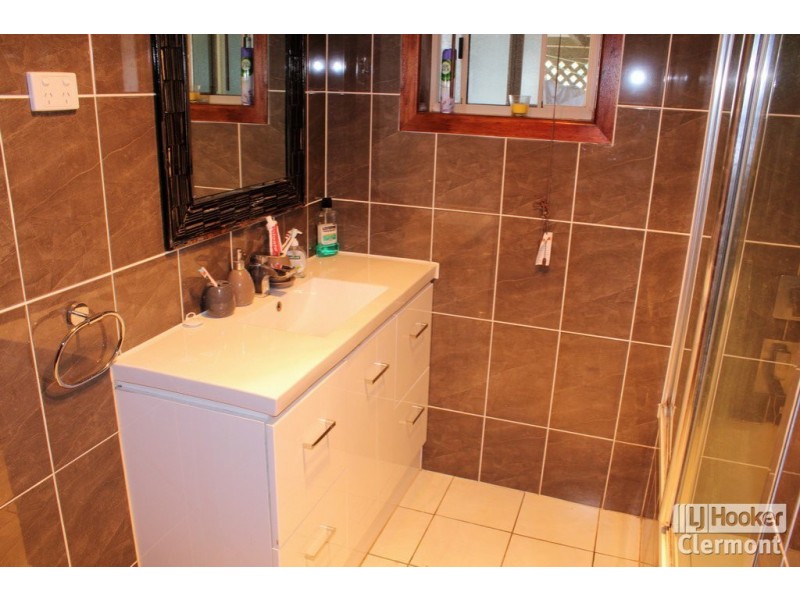 13 East Lane, Clermont QLD 4721