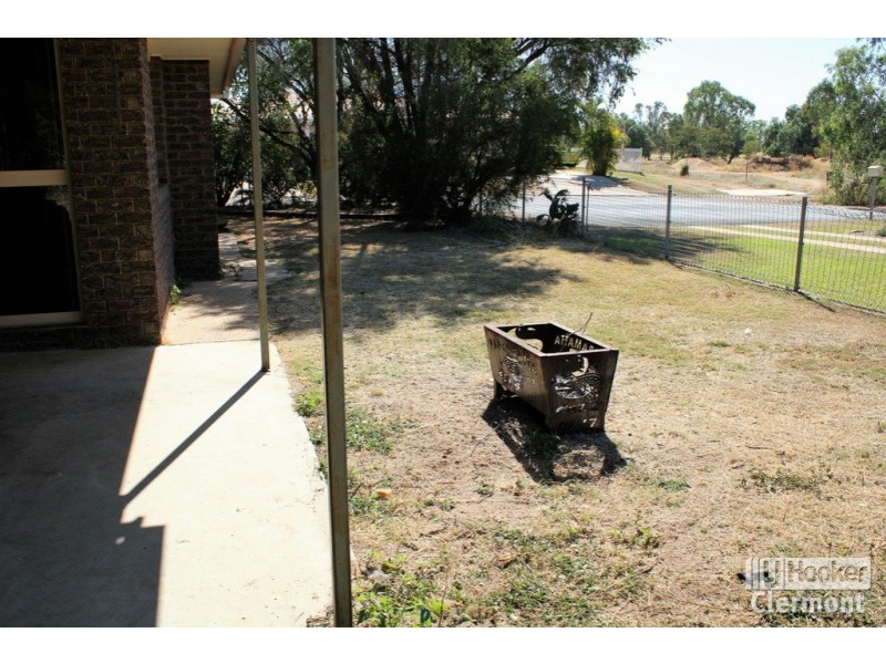 13 East Lane, Clermont QLD 4721