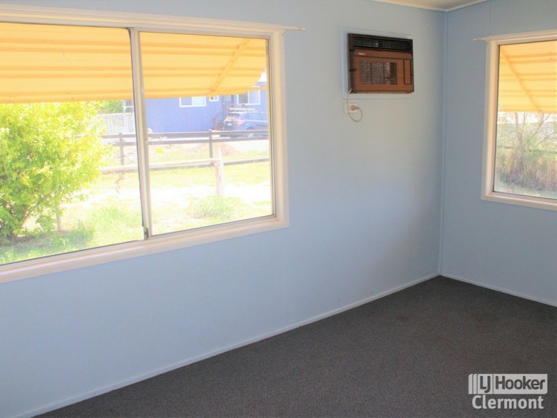 16 Nugget Lane, Clermont QLD 4721