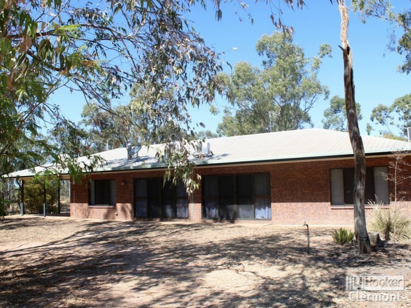 39 Langston Lane, Clermont QLD 4721
