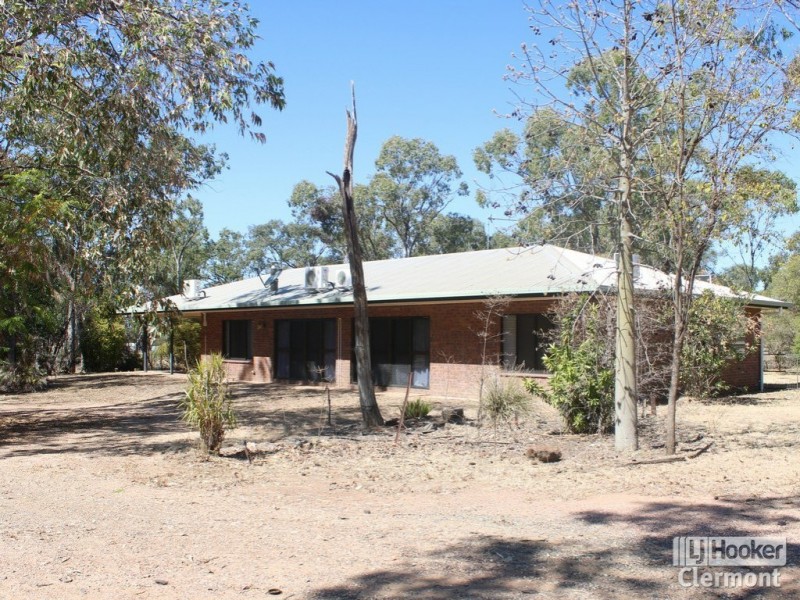 39 Langston Lane, Clermont QLD 4721